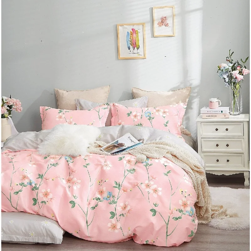 Down - filled comforters for supreme warmth and lightnessZuri Pink Floral 100% Cotton Comforter Set