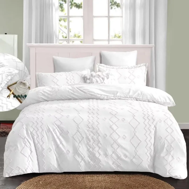 Duck down comforters with a softer feel and good warmth retentionShatex Tufted Comforters Bedding Set- 3 Piece