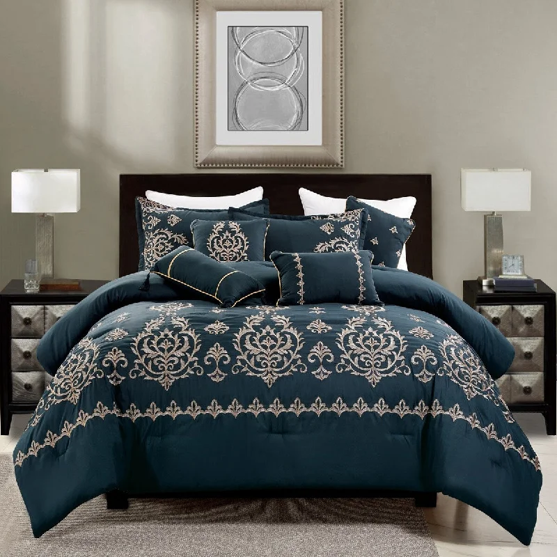 Goose down comforters known for their superior quality and insulationHUDA Luxury 7 Piece Comforter