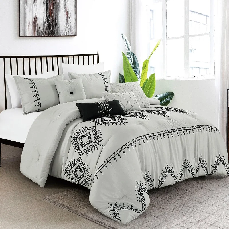 Goose down comforters known for their superior quality and insulationZoa Luxury 7 Piece Comforter set