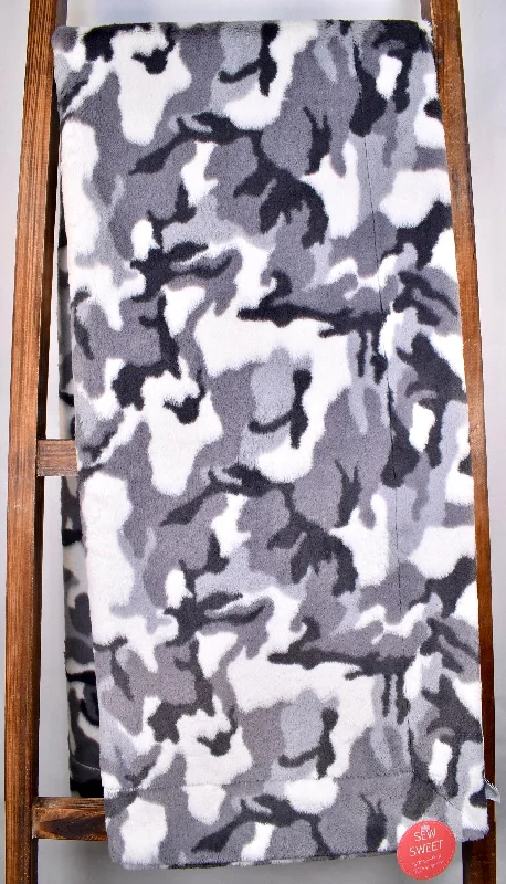 Acrylic blankets for a soft and affordable alternativeCamo Gray - OMG Nicole