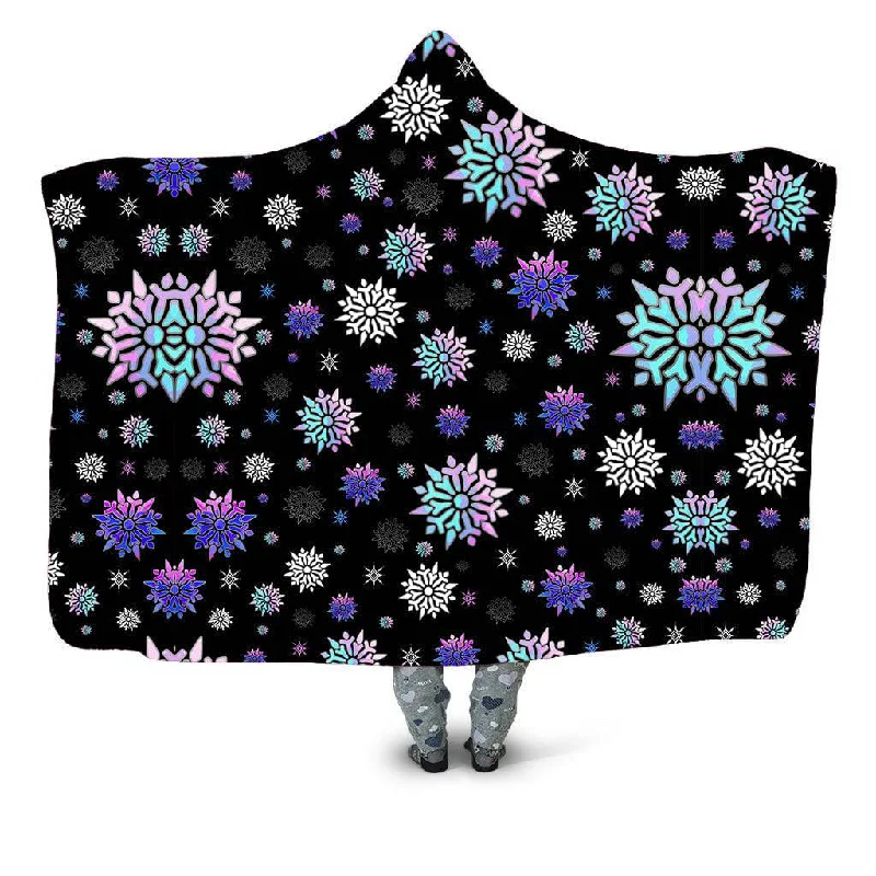 Recycled polyester blankets for an eco - conscious optionFestive Night Sky Hooded Blanket