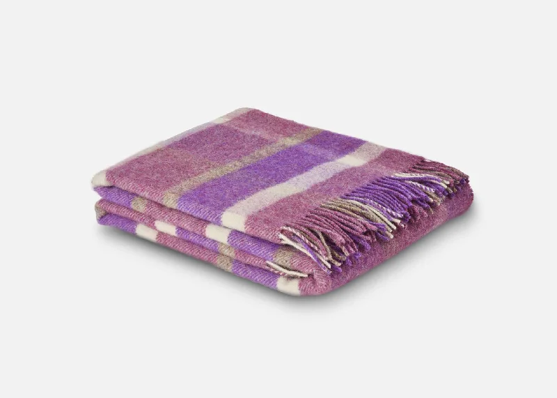 Bamboo fiber blankets with natural antibacterial propertiesHeather Ullard Irish Wool Throw Blanket