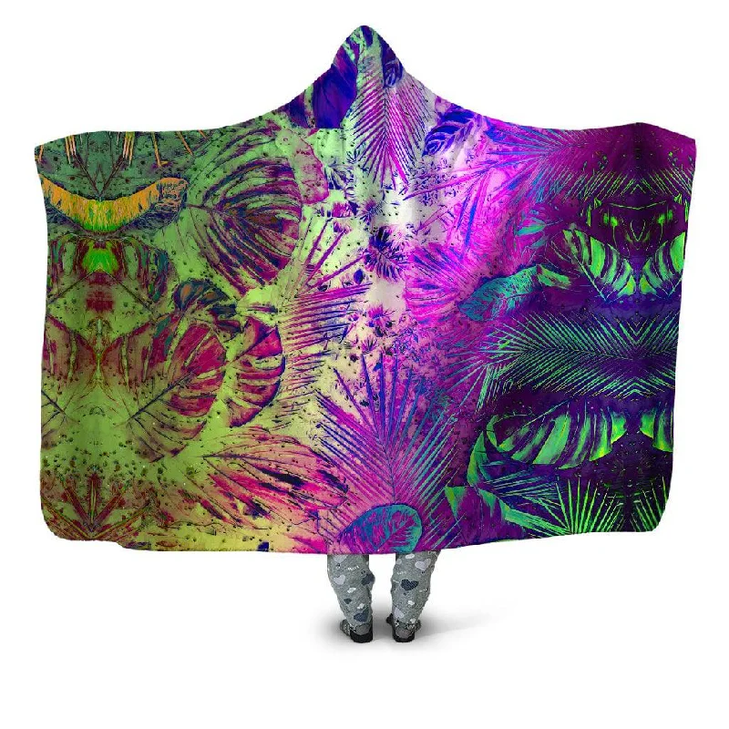 Acrylic blankets for a soft and affordable alternativeJunglist Holo Hooded Blanket