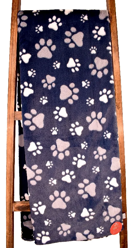 Bamboo fiber blankets with natural antibacterial propertiesPawsome Navy - OMG Casey