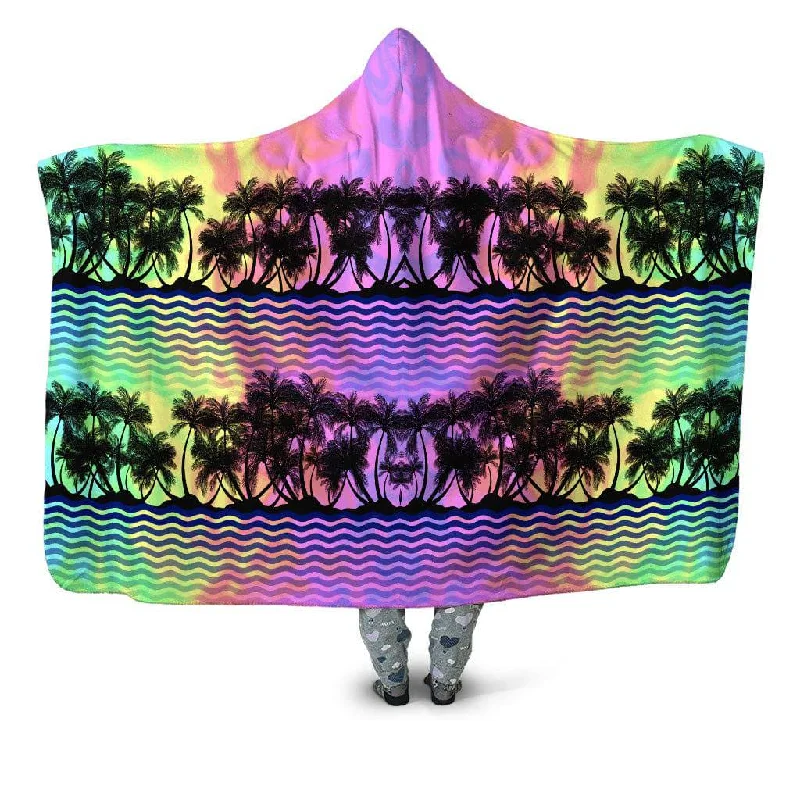 Silk blankets with a smooth and elegant touchTropical Sunset Hooded Blanket